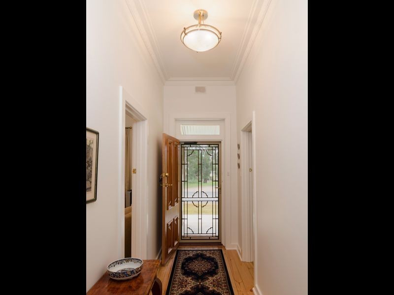 1 Angas Place, Strathalbyn SA 5255