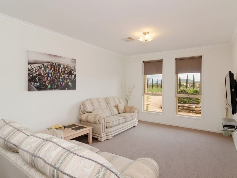 74 Lockaba Drive, Strathalbyn SA 5255