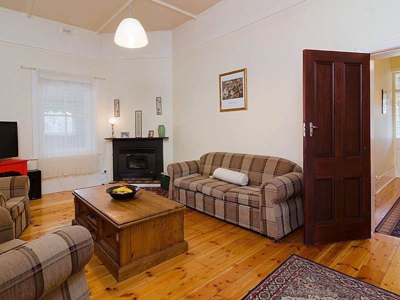 8 Langhorne Creek Road, Strathalbyn SA 5255