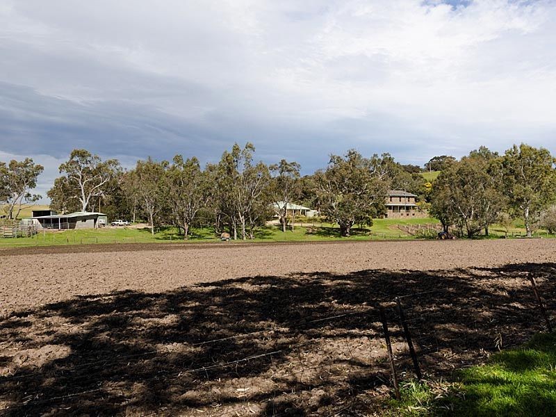 420 Signal Flat Road, Strathalbyn SA 5255