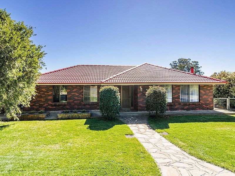 260 Whites Road, Flaxley SA 5153
