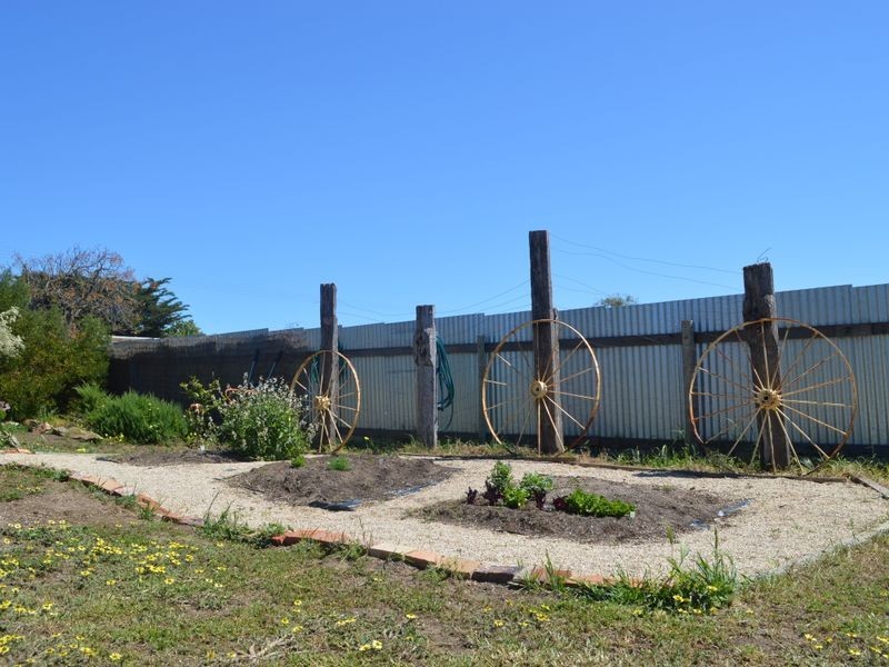 15 Stephenson Street, Milang SA 5256