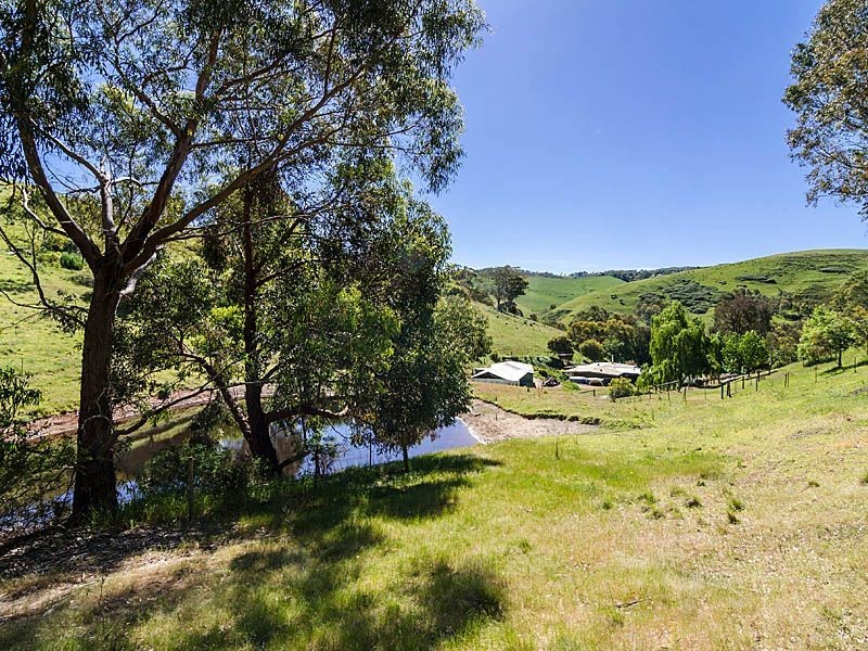 807 Bull Creek Road, Bull Creek SA 5157