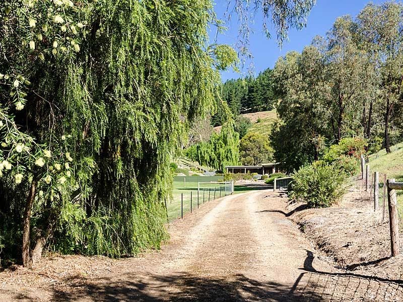 807 Bull Creek Road, Bull Creek SA 5157