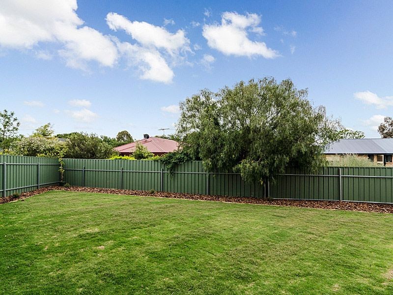 8 Burgess Court, Strathalbyn SA 5255