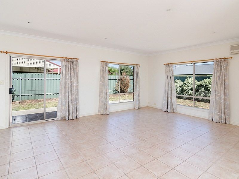 20 Strathmont Drive, Strathalbyn SA 5255