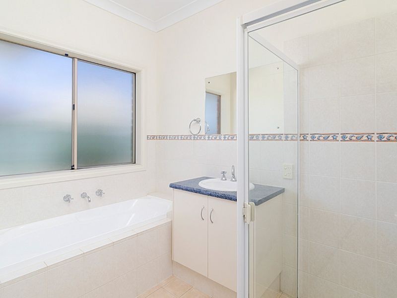 20 Strathmont Drive, Strathalbyn SA 5255