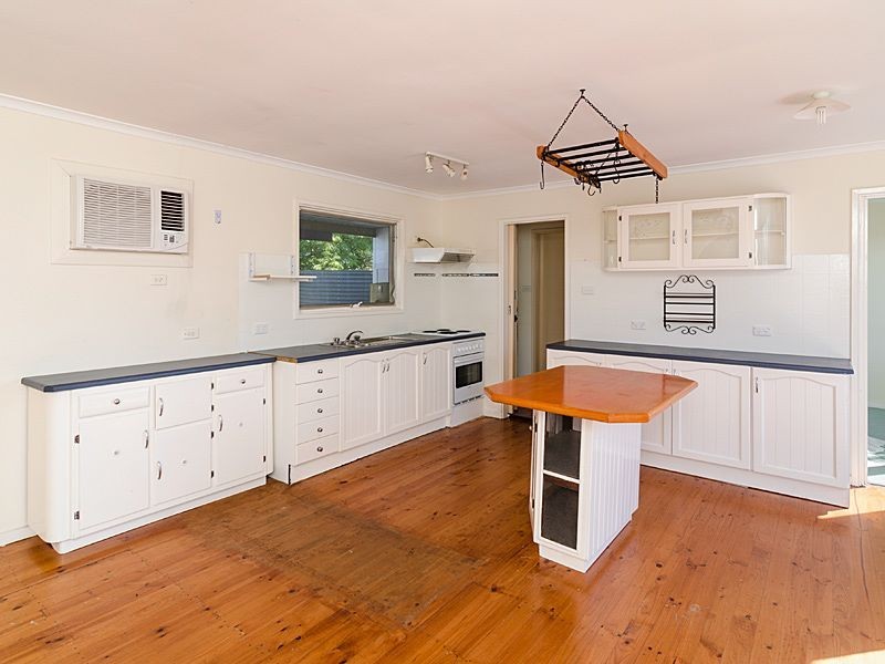 21 Maroo Street, Milang SA 5256