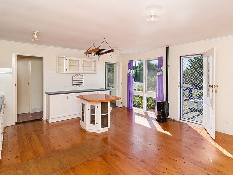 21 Maroo Street, Milang SA 5256