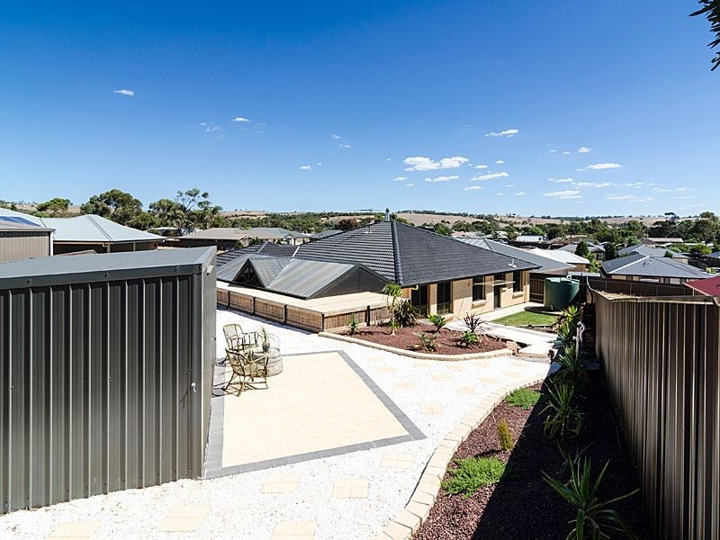 15 Field Drive, Strathalbyn SA 5255