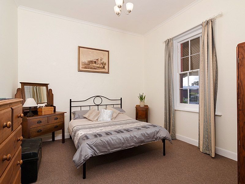 10 Adams Street, Strathalbyn SA 5255