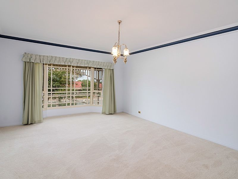 30 Gollan Avenue, Strathalbyn SA 5255