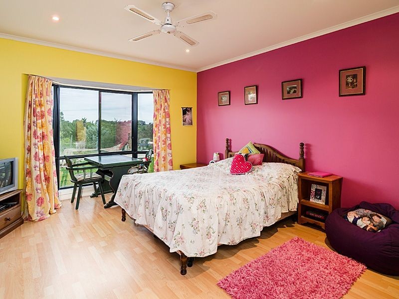 94 Moore Road, Strathalbyn SA 5255