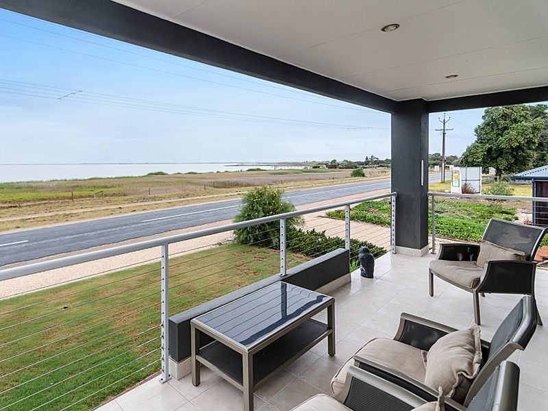 11 Lake Road, Milang SA 5256
