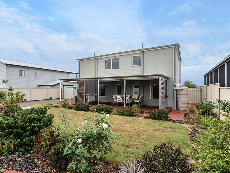 11 Lake Road, Milang SA 5256