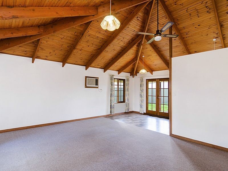 28 Parker Avenue, Strathalbyn SA 5255