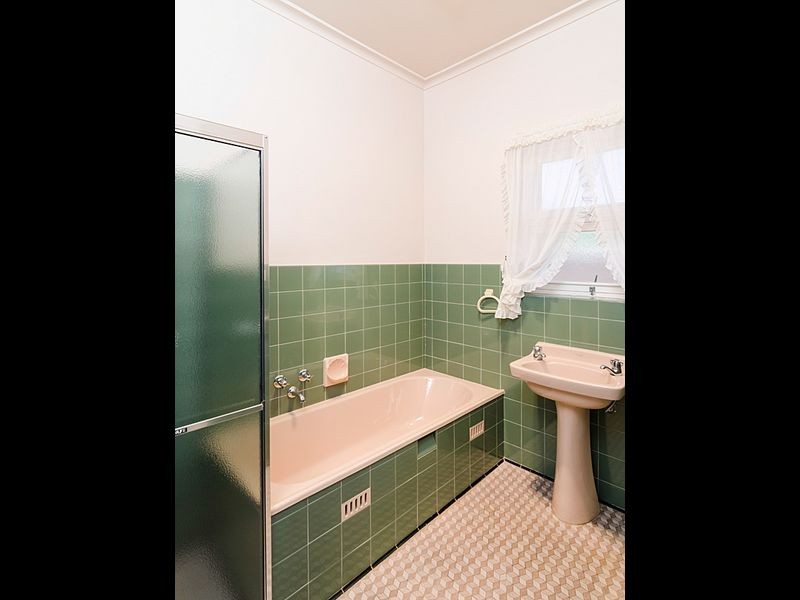 30 Murray Street, Strathalbyn SA 5255