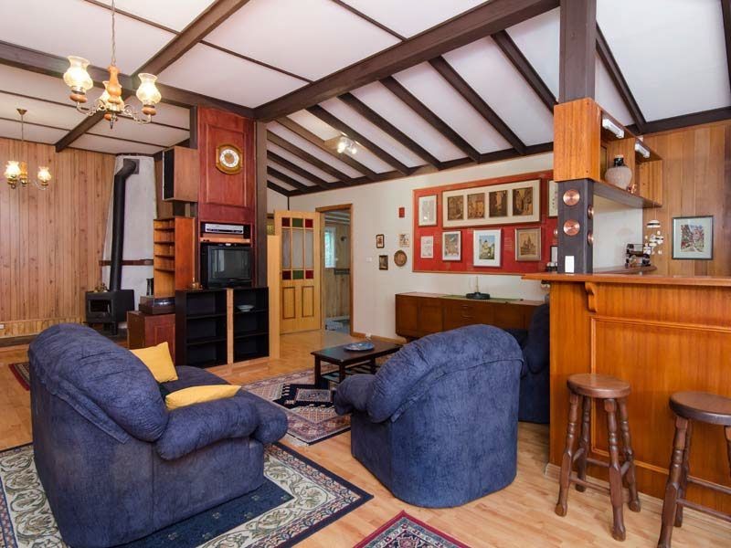 8 Morris Road, Meadows SA 5201