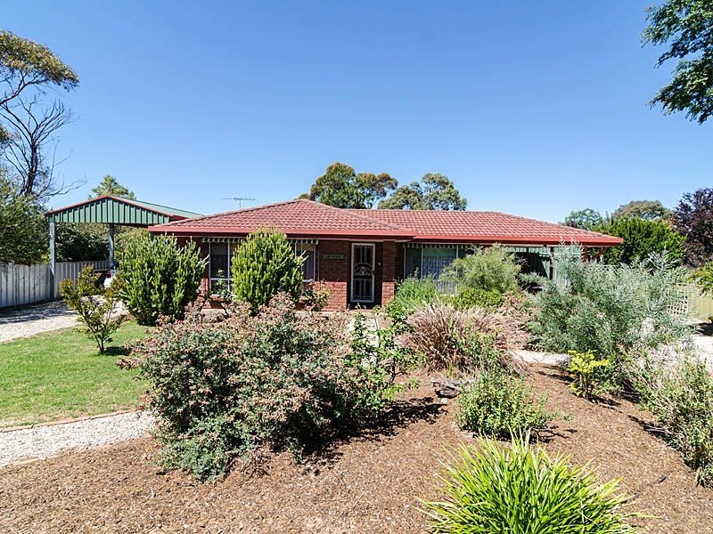 24 Parker Avenue, Strathalbyn SA 5255