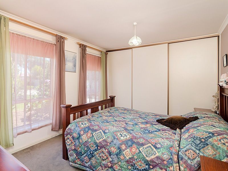 24 Parker Avenue, Strathalbyn SA 5255