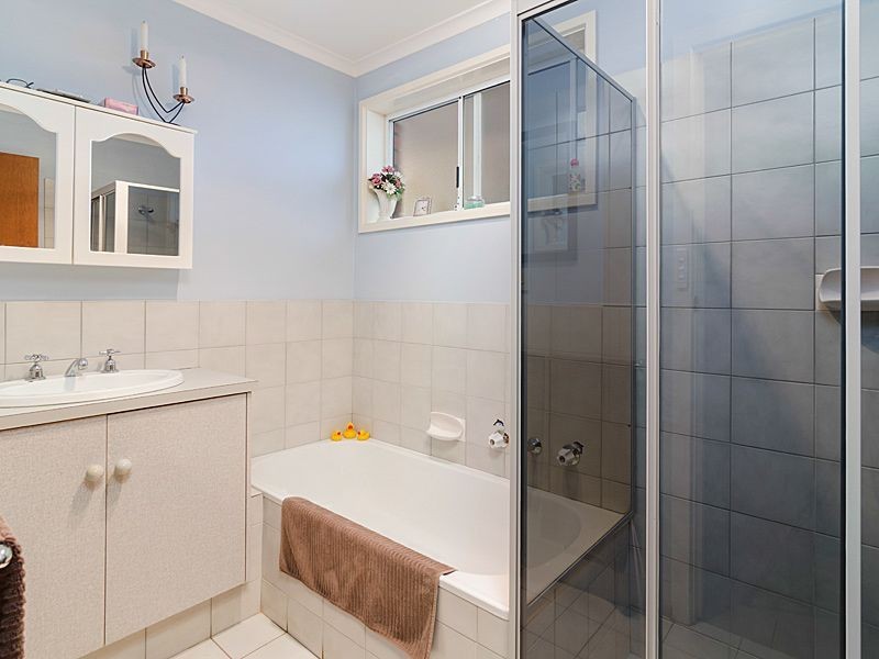 24 Parker Avenue, Strathalbyn SA 5255