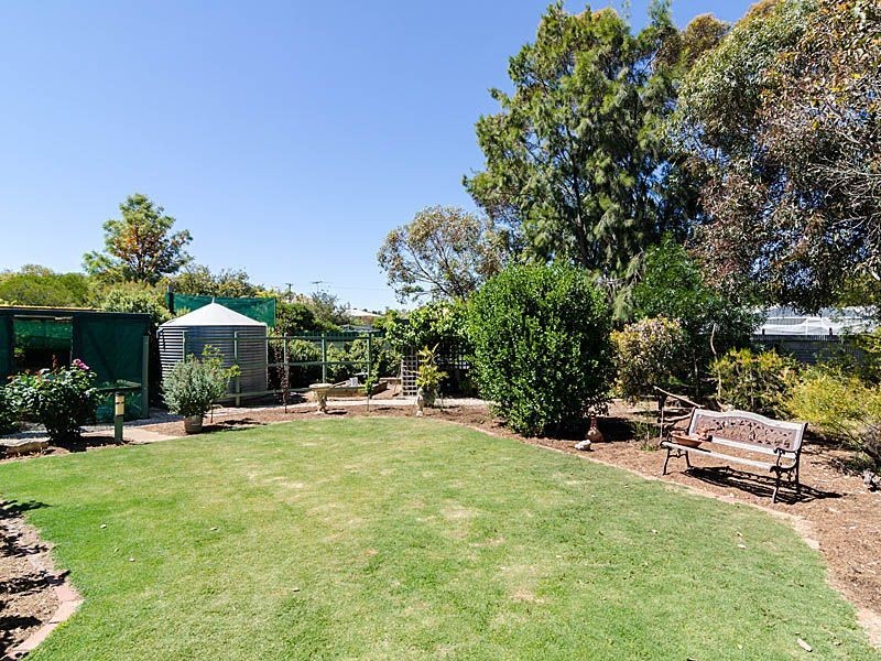 24 Parker Avenue, Strathalbyn SA 5255