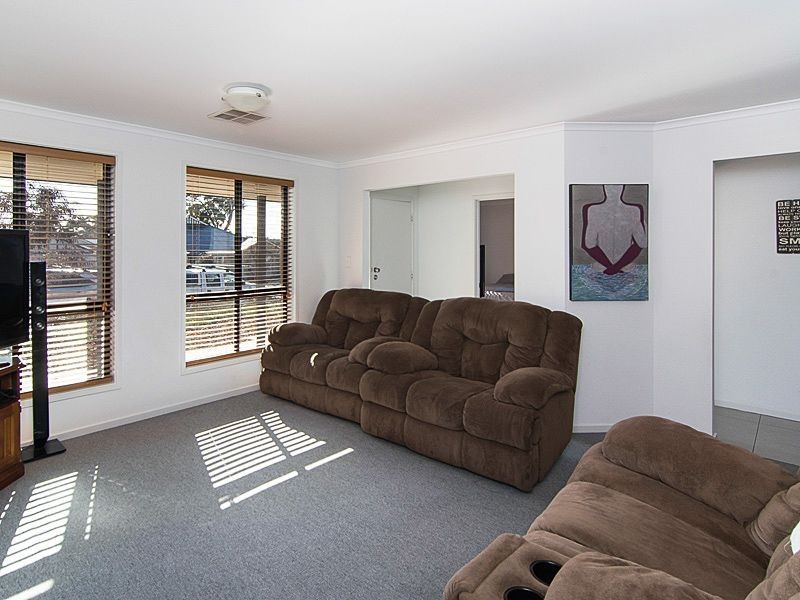 77 Hampden Way, Strathalbyn SA 5255
