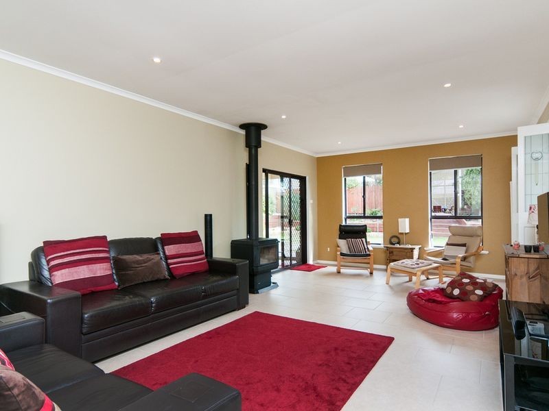 64 Marchant Road, Strathalbyn SA 5255