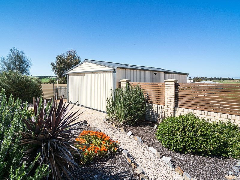 74 Lockaba Drive, Strathalbyn SA 5255