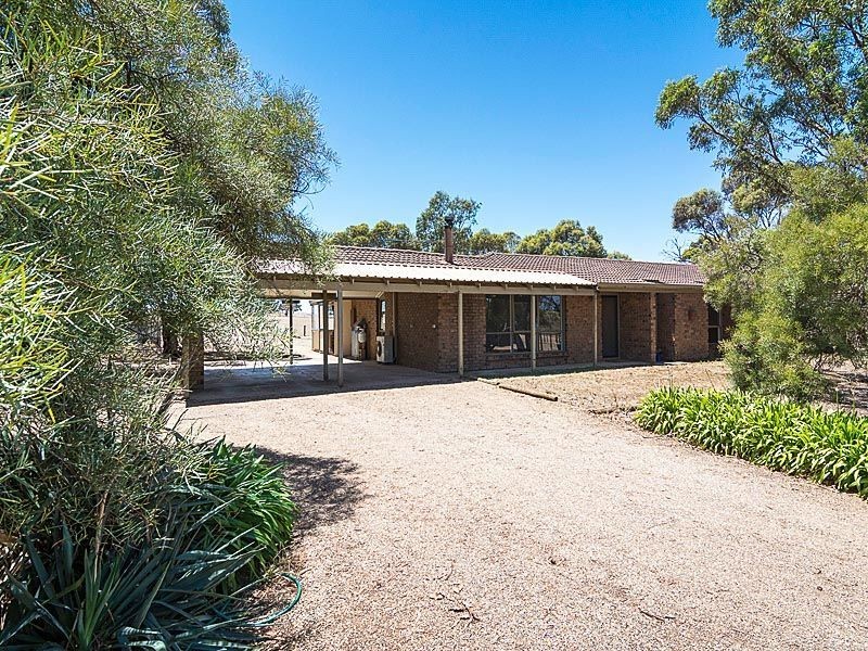 379 Burnside Road, Woodchester SA 5255