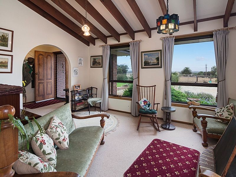 33 Avenue Road, Strathalbyn SA 5255