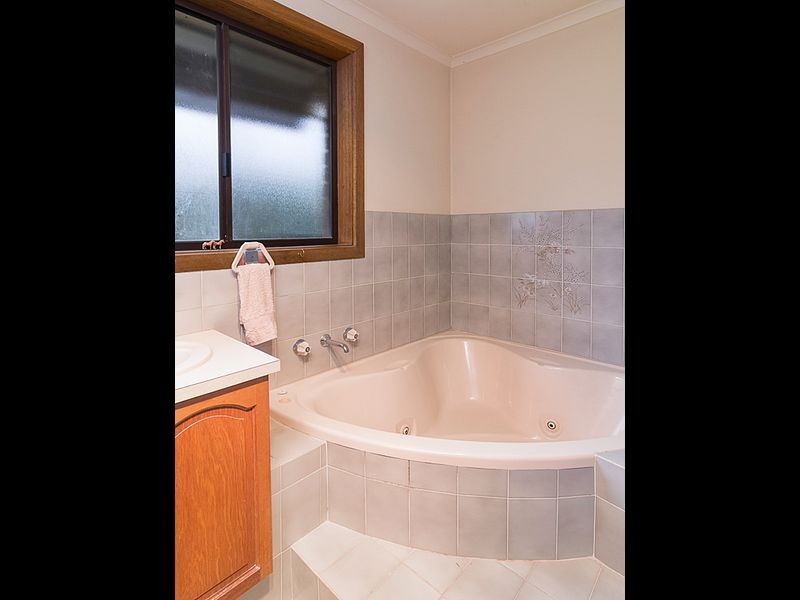 33 Avenue Road, Strathalbyn SA 5255