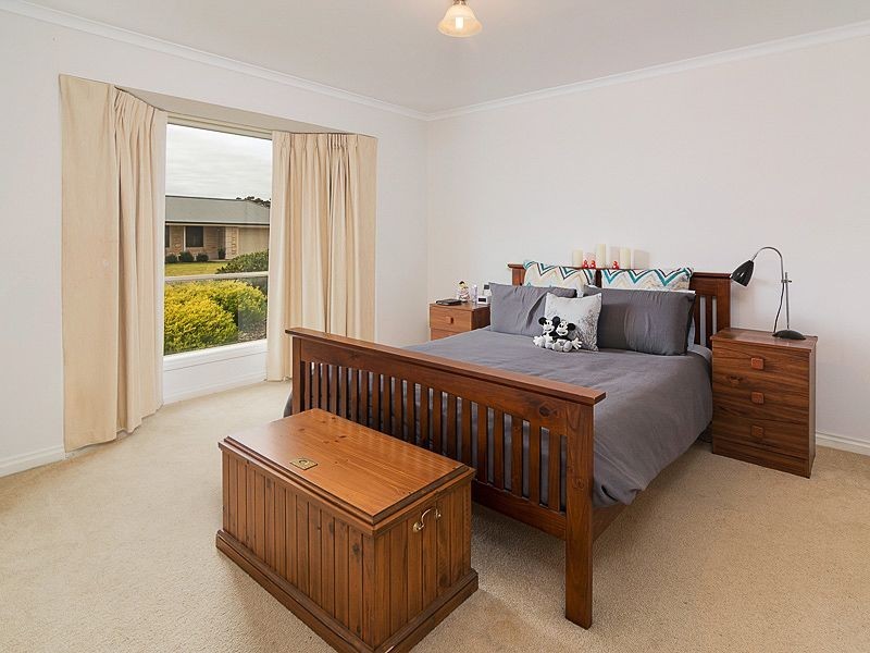 14 Strathoak Crescent, Strathalbyn SA 5255