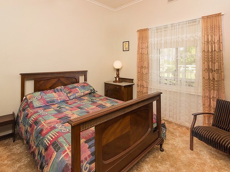 6 Love Avenue, Strathalbyn SA 5255