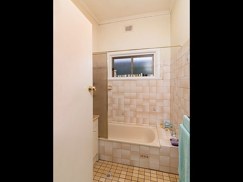 6 Love Avenue, Strathalbyn SA 5255