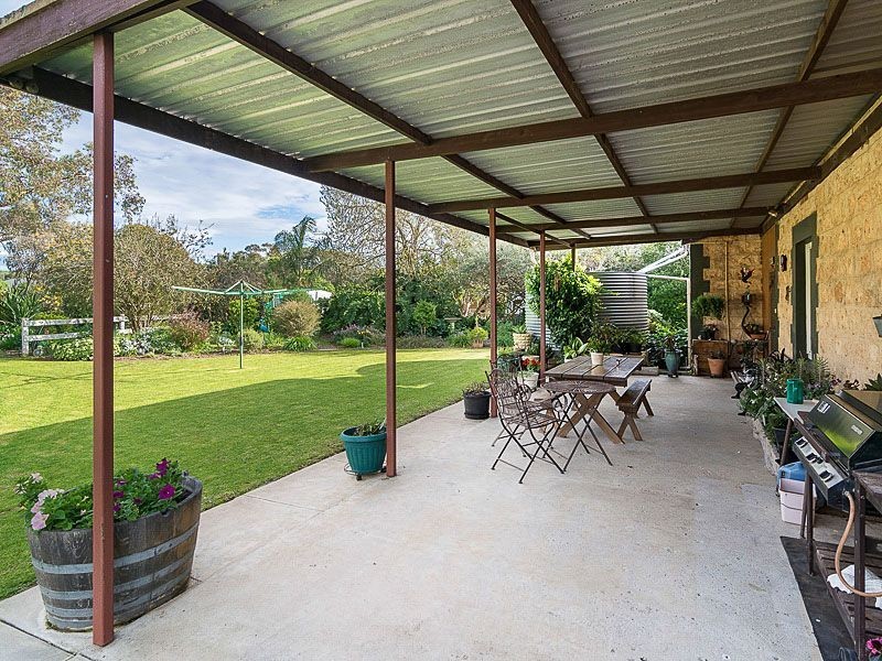 6 Love Avenue, Strathalbyn SA 5255