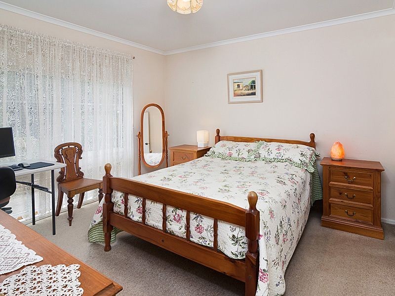 14 Stephens Avenue, Strathalbyn SA 5255