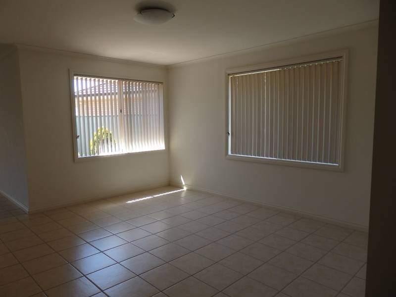12 Strathmont Drive, Strathalbyn SA 5255