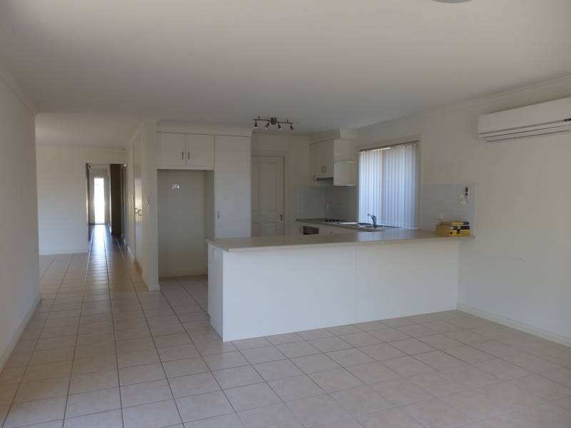 12 Strathmont Drive, Strathalbyn SA 5255