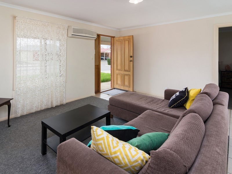 2/71 Strathmont Drive, Strathalbyn SA 5255