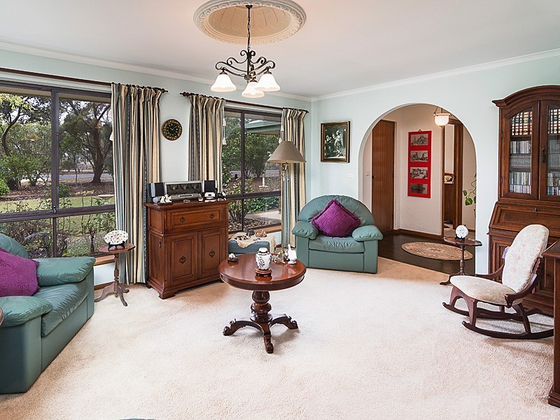 35 Roper Road, Strathalbyn SA 5255