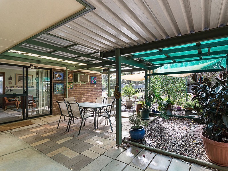 35 Roper Road, Strathalbyn SA 5255