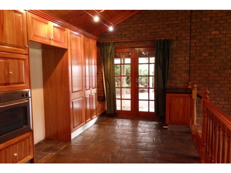 15 Dunbarton Road, Strathalbyn SA 5255