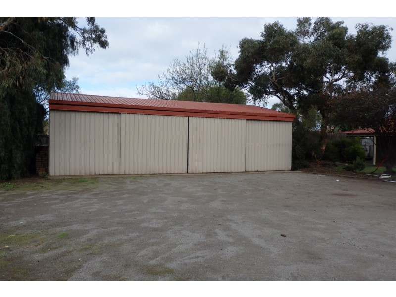 15 Dunbarton Road, Strathalbyn SA 5255