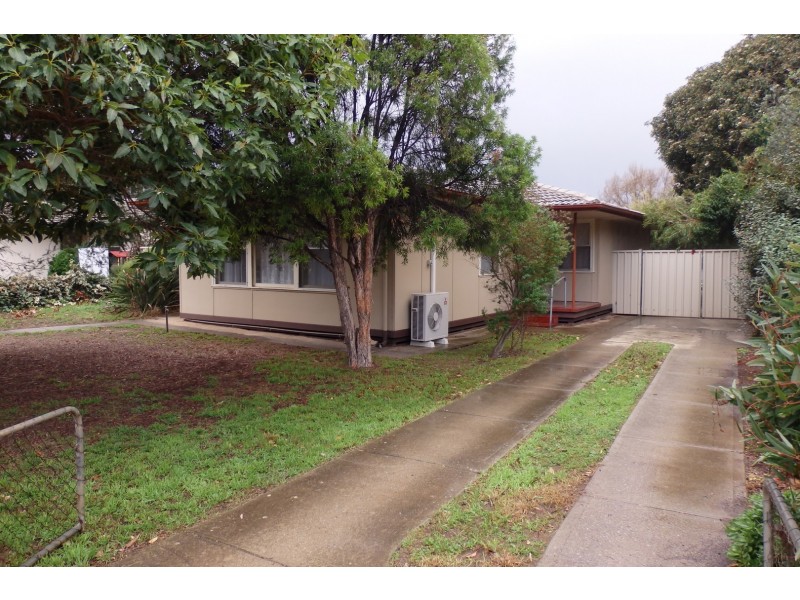 9 Stirling Road, Strathalbyn SA 5255