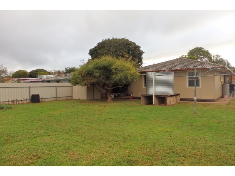 9 Stirling Road, Strathalbyn SA 5255