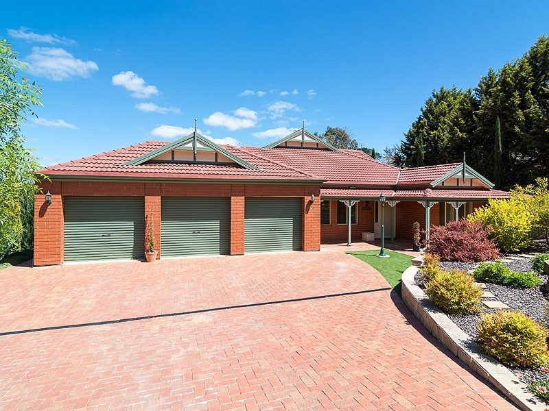 3 Wellow Crescent, Mount Barker SA 5251