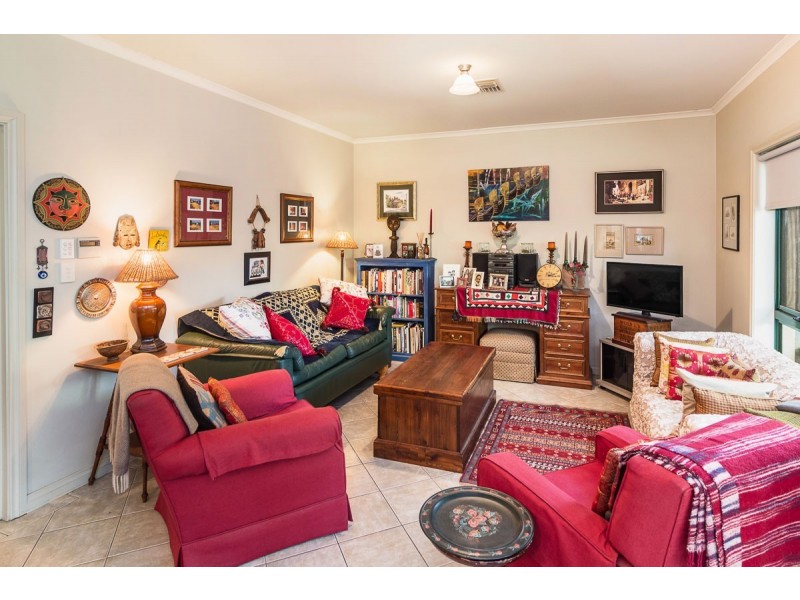 15 Love Avenue, Strathalbyn SA 5255