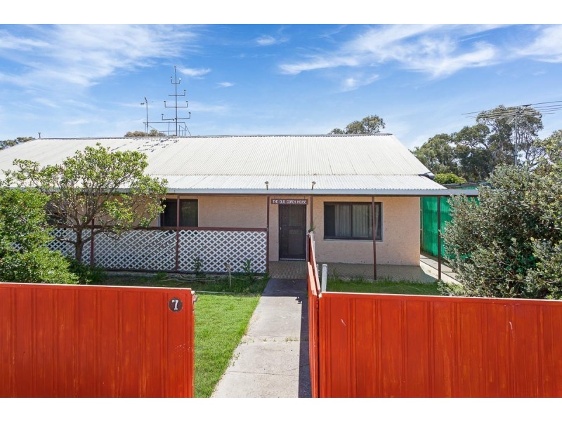 7 Chapel Street, Milang SA 5256