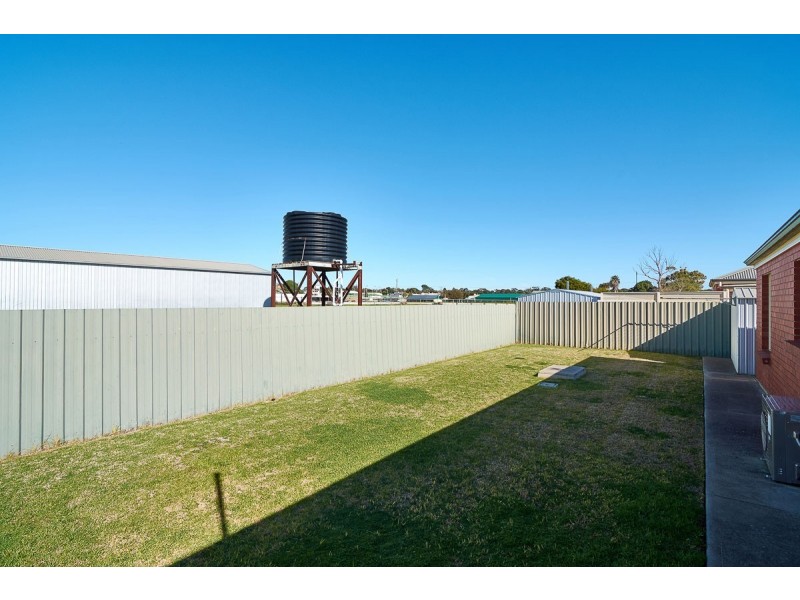 2/71 Strathmont Drive, Strathalbyn SA 5255